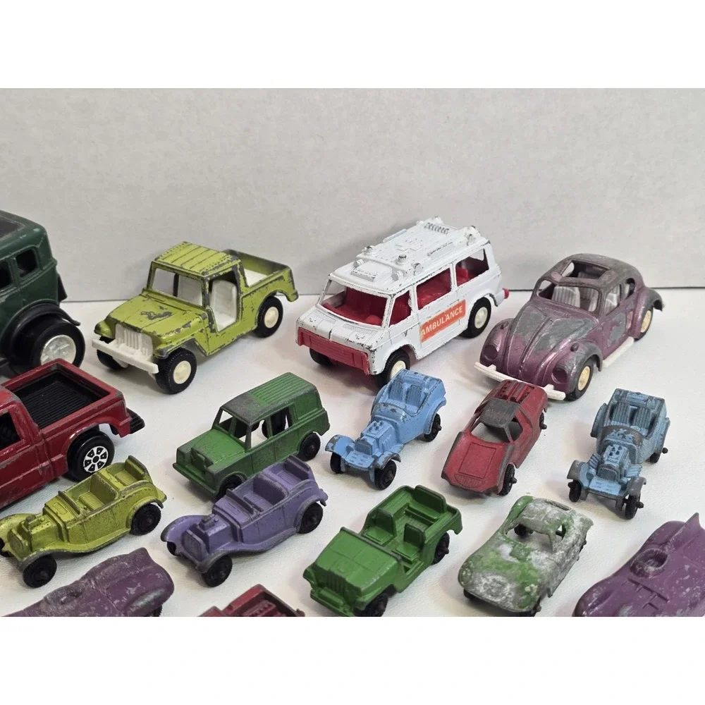 Big Mixed Lot of Vintage Tootsietoy Cars Most In Good Shape!